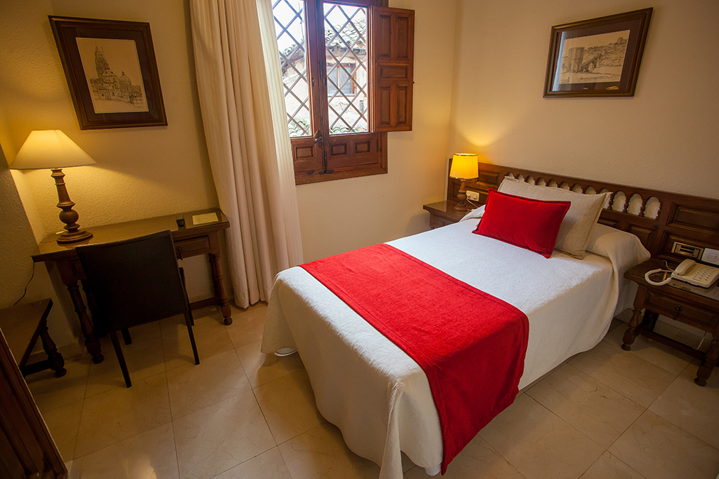 Sercotel Alfonso VI Basic Single Room