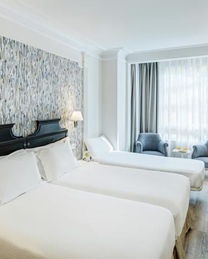 Sercotel Europa San Sebastián Family Triple Room With Twin Beds