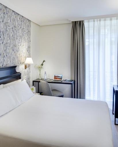 Sercotel Europa San Sebastian - Basic Double Room Street View
